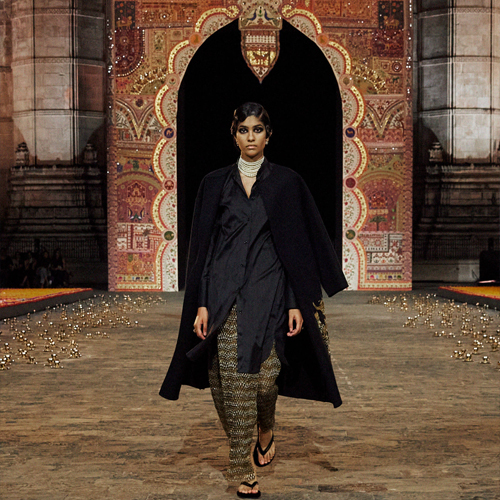 迪奥二零二三秋季成衣系列于孟买发布